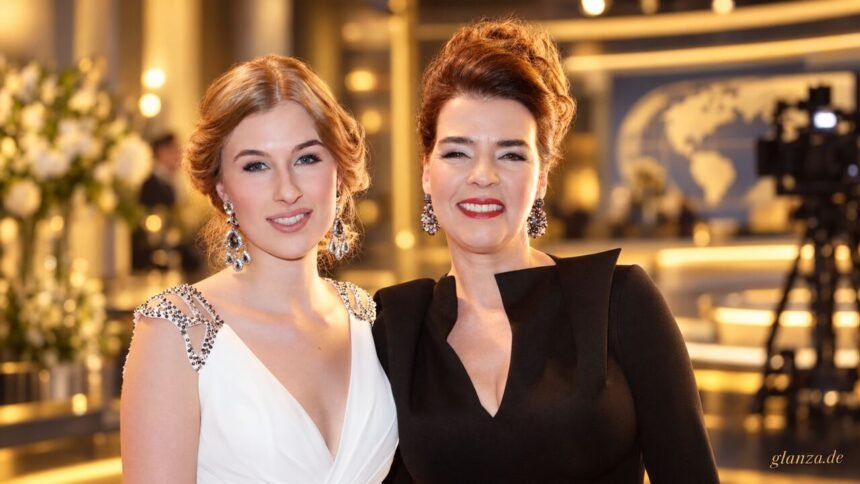 Jo Tödter-Daubner mit Susanne Daubner bei einer Gala